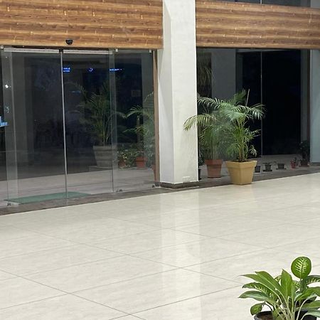 Heaven 7 Hotel & Resort Himatnagar 外观 照片