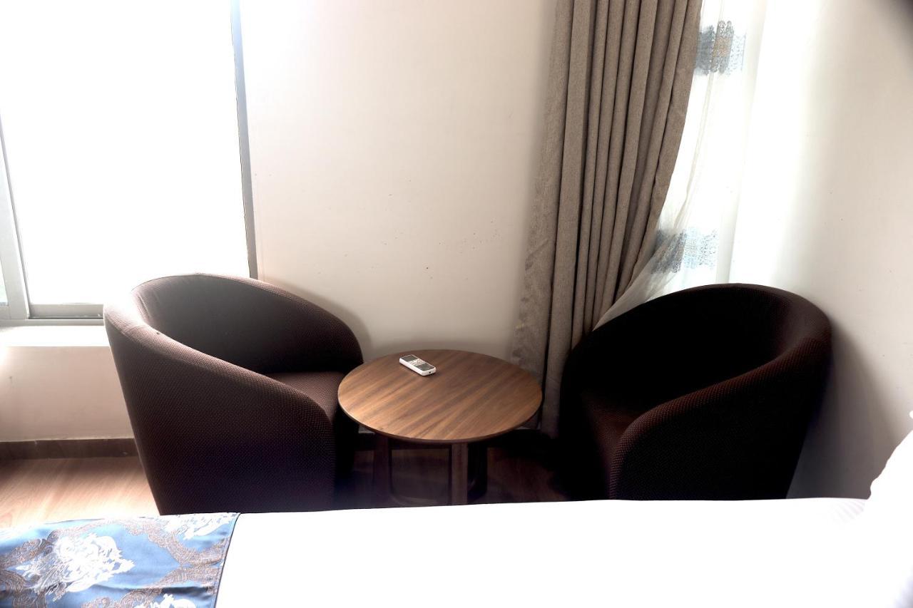Heaven 7 Hotel & Resort Himatnagar 外观 照片